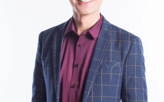 纠结周帅还是赵礼显?高中数学网课选择难题,过来人帮你分析
